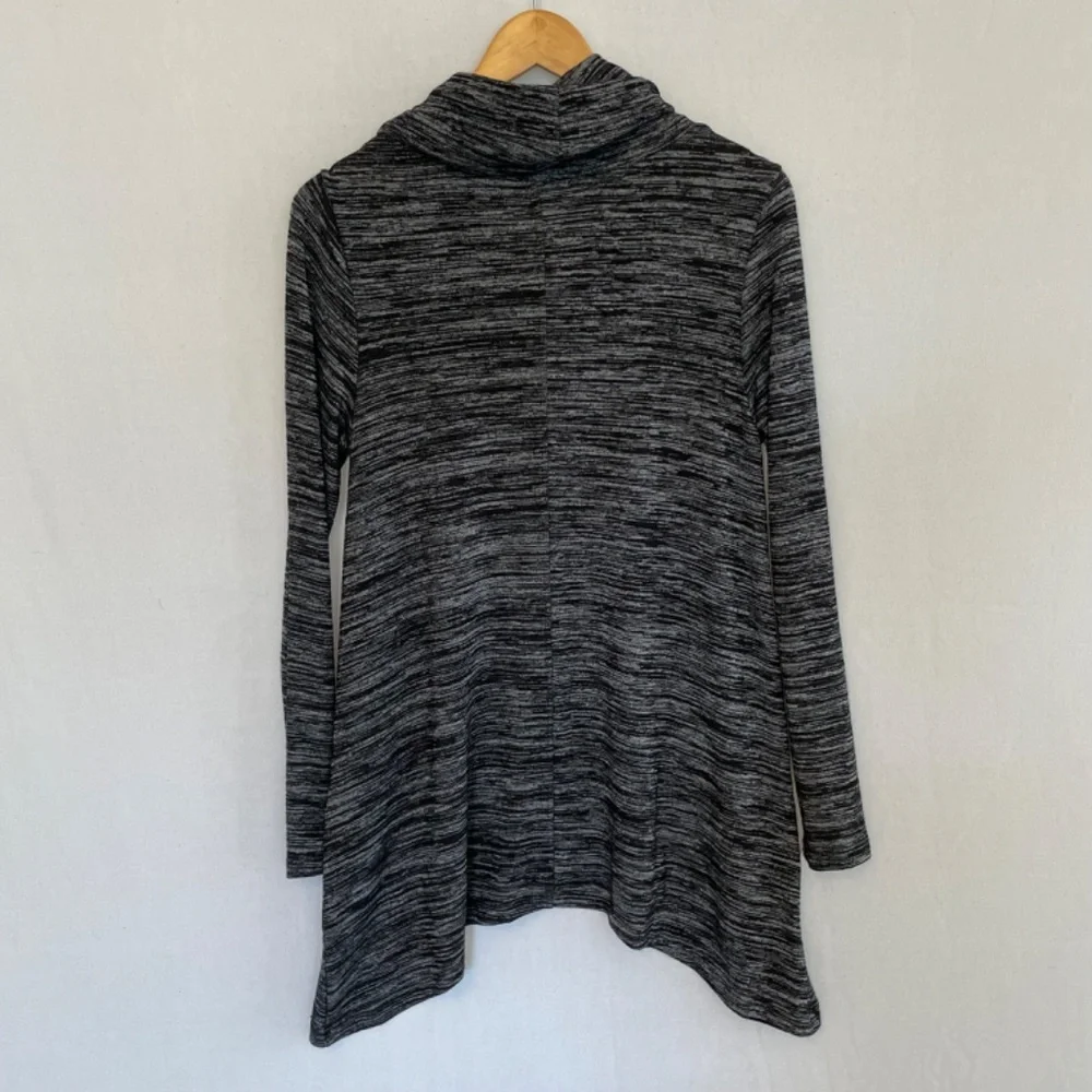 JOAN VASS Women's Large Loose Cowl Neck Black & Gray Knit Tunic Top Pockets